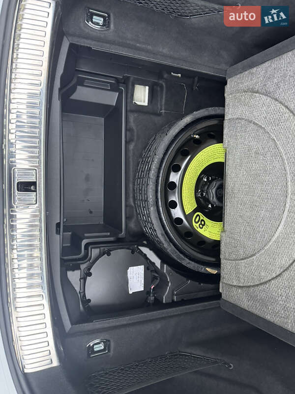 Внедорожник / Кроссовер Audi Q8 e-tron 2023 в Киеве фото 6 Внедорожник / Кроссовер Audi Q8 e-tron 2023 в Киеве