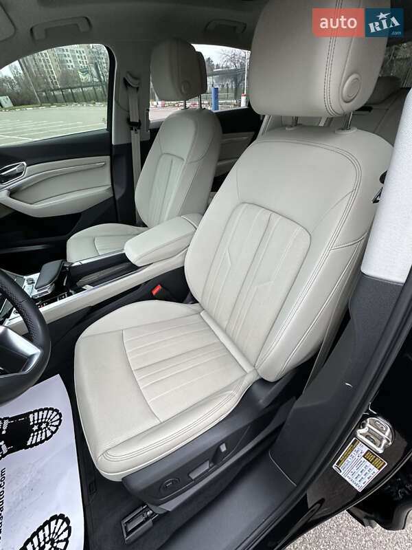 Внедорожник / Кроссовер Audi Q8 e-tron 2023 в Харькове