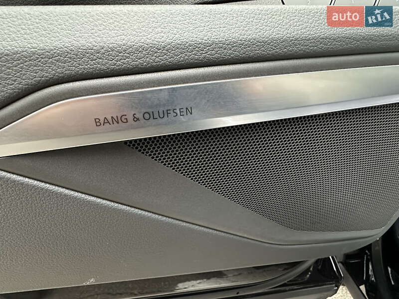 Внедорожник / Кроссовер Audi Q8 e-tron 2023 в Харькове