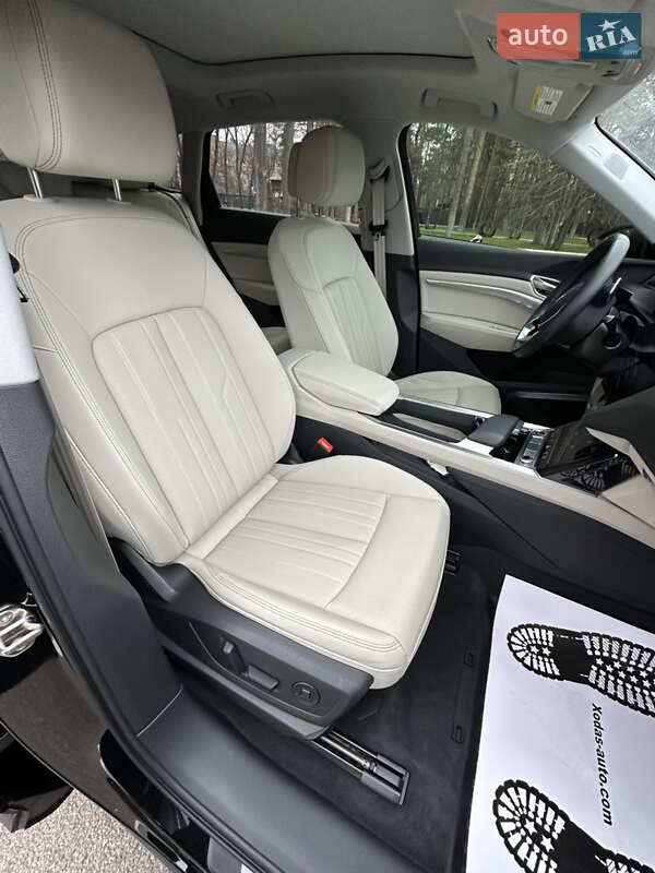 Внедорожник / Кроссовер Audi Q8 e-tron 2023 в Харькове