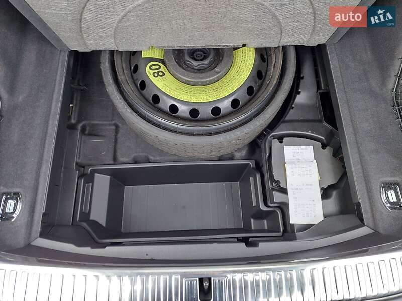 Внедорожник / Кроссовер Audi Q8 e-tron 2023 в Харькове