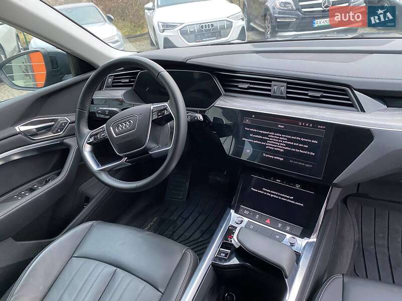 Внедорожник / Кроссовер Audi Q8 e-tron 2023 в Львове фото 10 Внедорожник / Кроссовер Audi Q8 e-tron 2023 в Львове