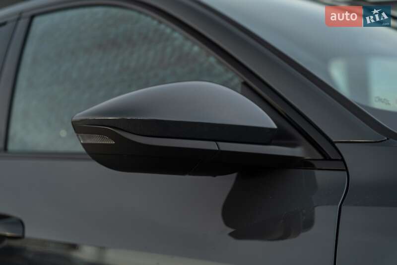 Внедорожник / Кроссовер Audi Q8 e-tron 2023 в Черновцах фото 12 Внедорожник / Кроссовер Audi Q8 e-tron 2023 в Черновцах