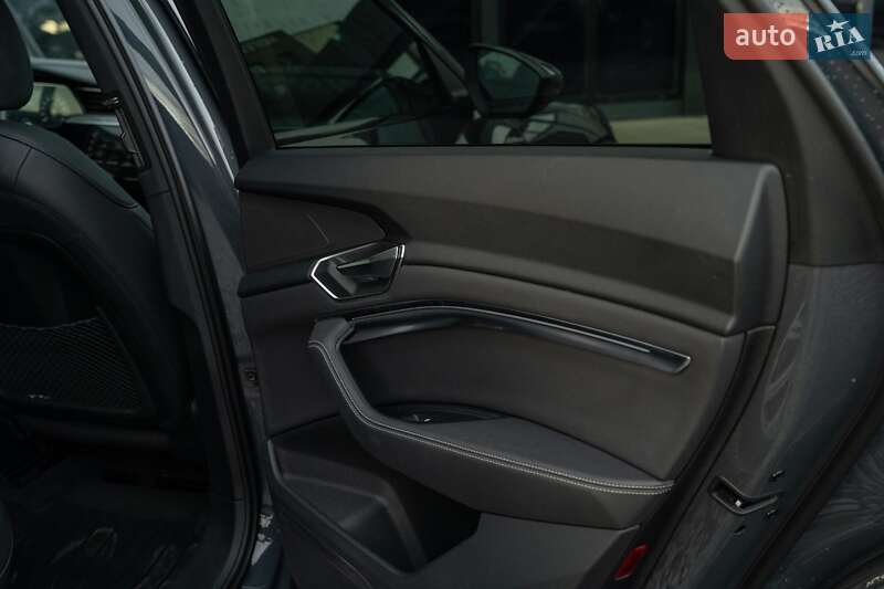 Внедорожник / Кроссовер Audi Q8 e-tron 2023 в Черновцах фото 50 Внедорожник / Кроссовер Audi Q8 e-tron 2023 в Черновцах