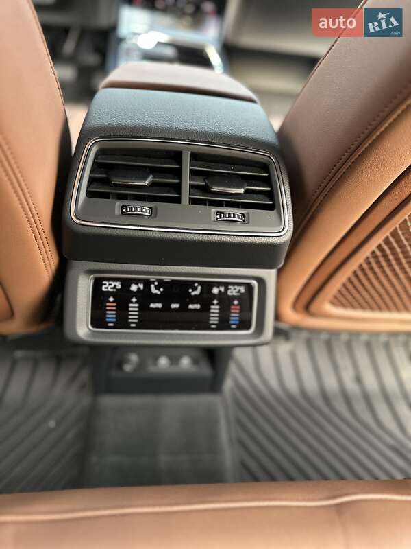 Внедорожник / Кроссовер Audi Q8 e-tron 2024 в Киеве