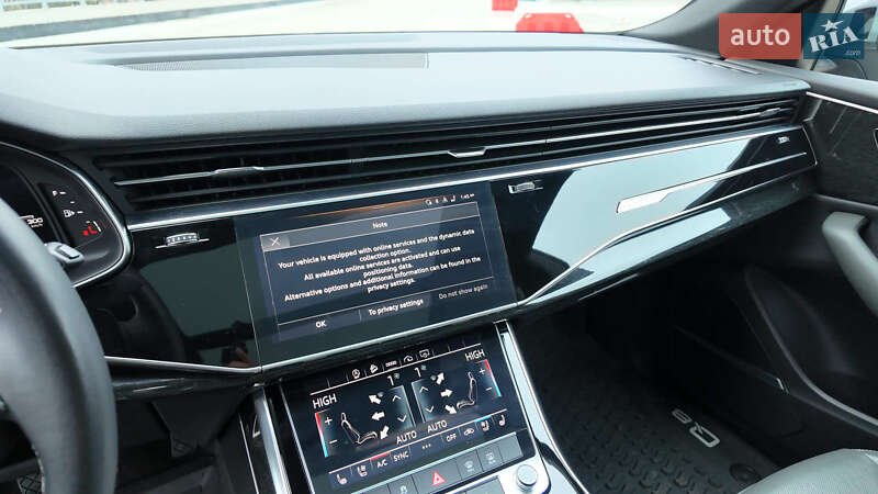 Внедорожник / Кроссовер Audi Q8 e-tron 2023 в Киеве