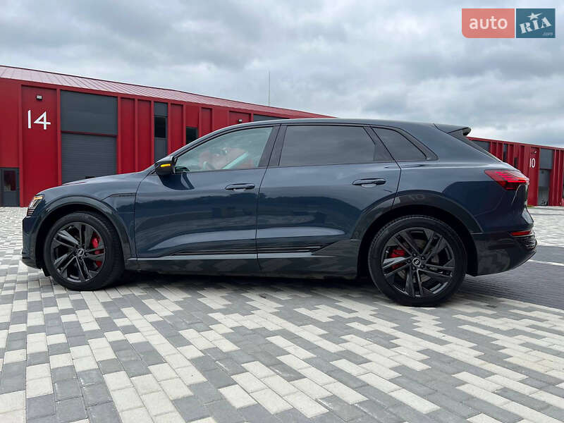 Внедорожник / Кроссовер Audi Q8 e-tron 2023 в Львове фото 24 Внедорожник / Кроссовер Audi Q8 e-tron 2023 в Львове