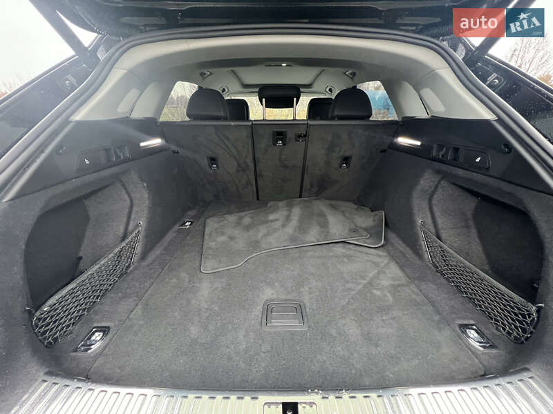 Внедорожник / Кроссовер Audi Q8 e-tron 2024 в Здолбунове фото 26 Внедорожник / Кроссовер Audi Q8 e-tron 2024 в Здолбунове