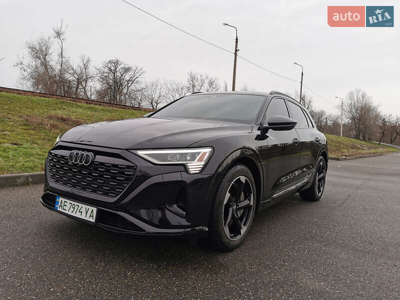 Внедорожник / Кроссовер Audi Q8 e-tron 2024 в Кривом Роге фото Внедорожник / Кроссовер Audi Q8 e-tron 2024 в Кривом Роге