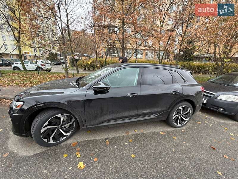 Позашляховик / Кросовер Audi Q8 e-tron 2023 в Києві фото 5 Позашляховик / Кросовер Audi Q8 e-tron 2023 в Києві
