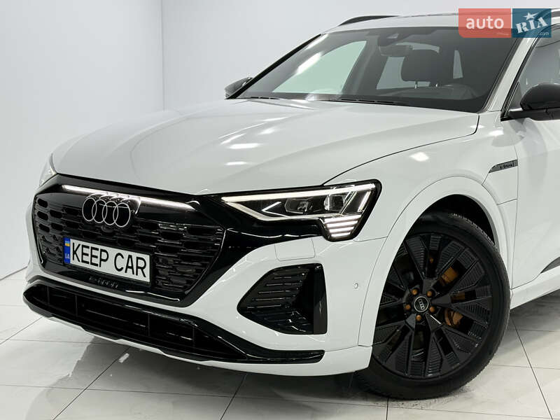 Позашляховик / Кросовер Audi Q8 e-tron 2023 в Одесі