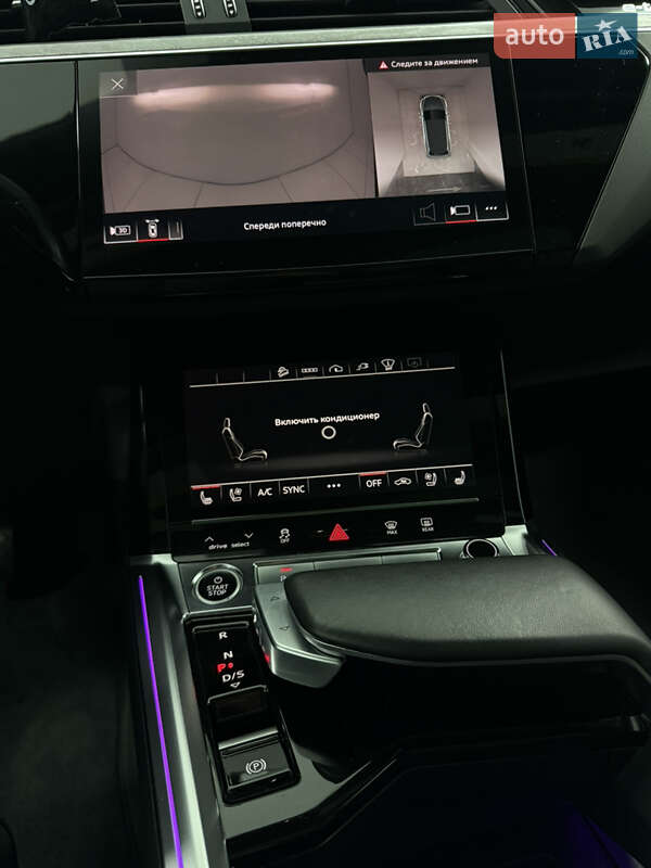 Позашляховик / Кросовер Audi Q8 e-tron 2023 в Одесі