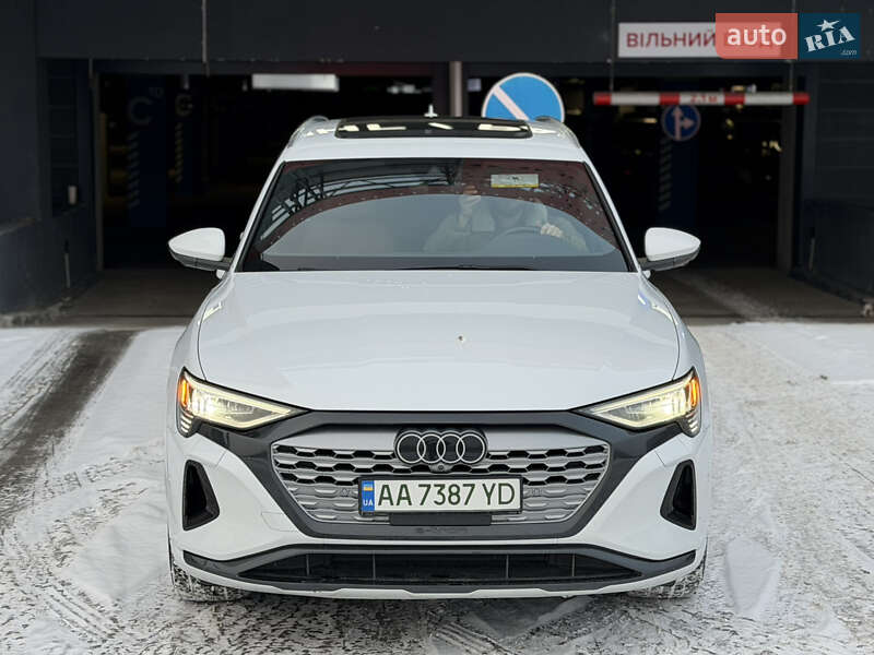 Внедорожник / Кроссовер Audi Q8 e-tron 2023 в Киеве фото 2 Внедорожник / Кроссовер Audi Q8 e-tron 2023 в Киеве