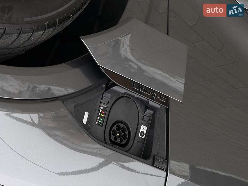 Внедорожник / Кроссовер Audi Q8 e-tron 2023 в Мукачево