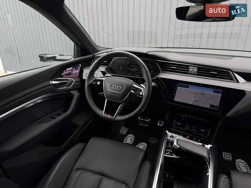 Внедорожник / Кроссовер Audi Q8 e-tron 2023 в Мукачево