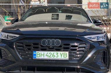 Внедорожник / Кроссовер Audi Q8 e-tron 2023 в Одессе