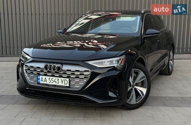 Внедорожник / Кроссовер Audi Q8 e-tron 2023 в Киеве