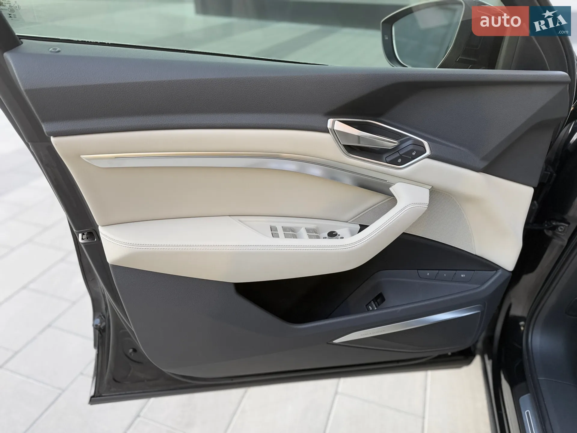 2023 Audi Q8 - мініатюра 18