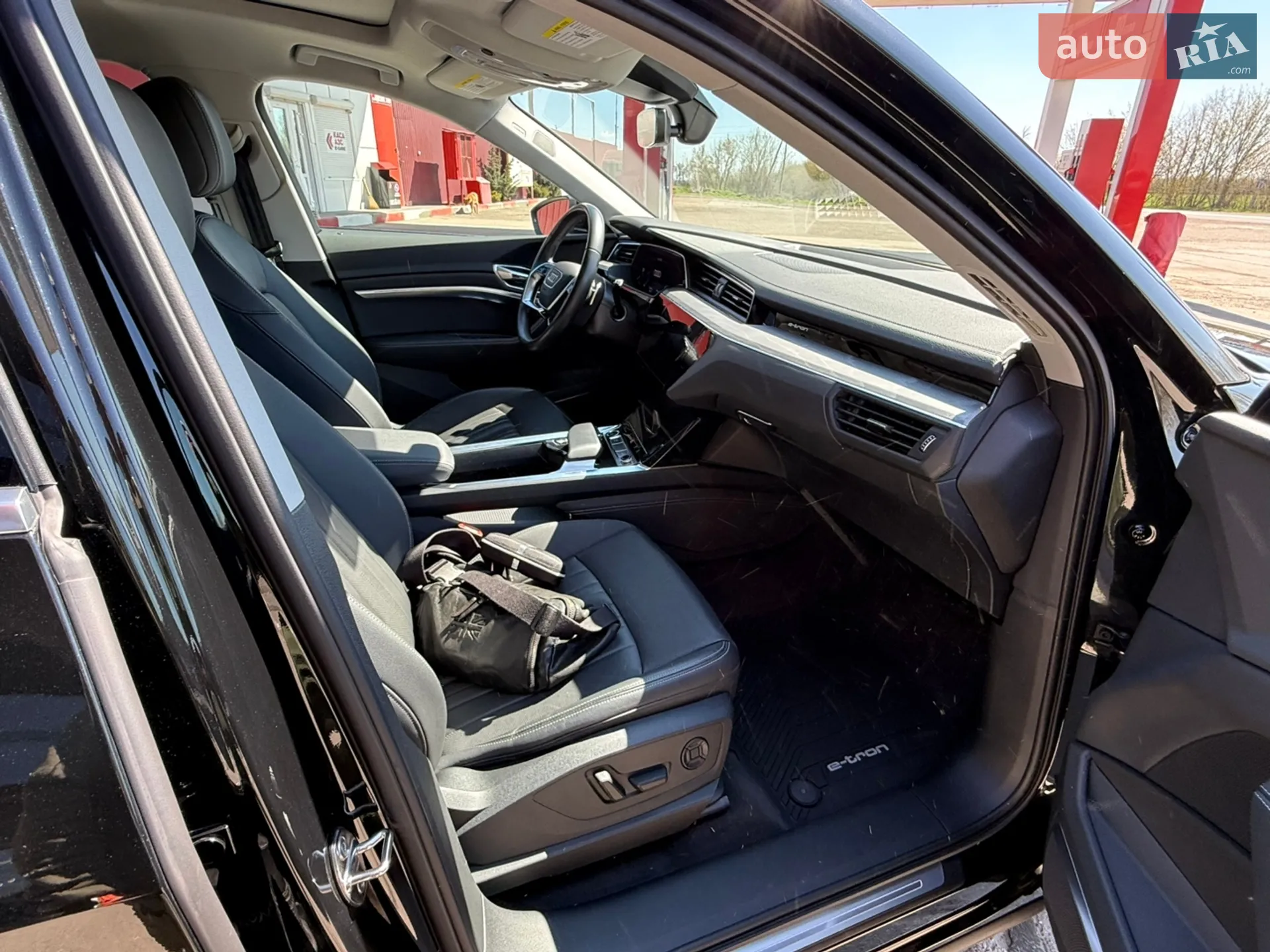 2023 Audi Q8 - мініатюра 11