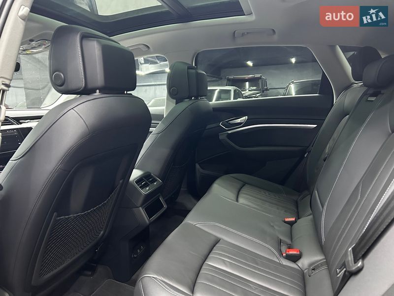 Позашляховик / Кросовер Audi Q8 e-tron 2023 в Чернівцях фото 32 Позашляховик / Кросовер Audi Q8 e-tron 2023 в Чернівцях
