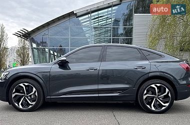 Внедорожник / Кроссовер Audi Q8 e-tron 2024 в Киеве