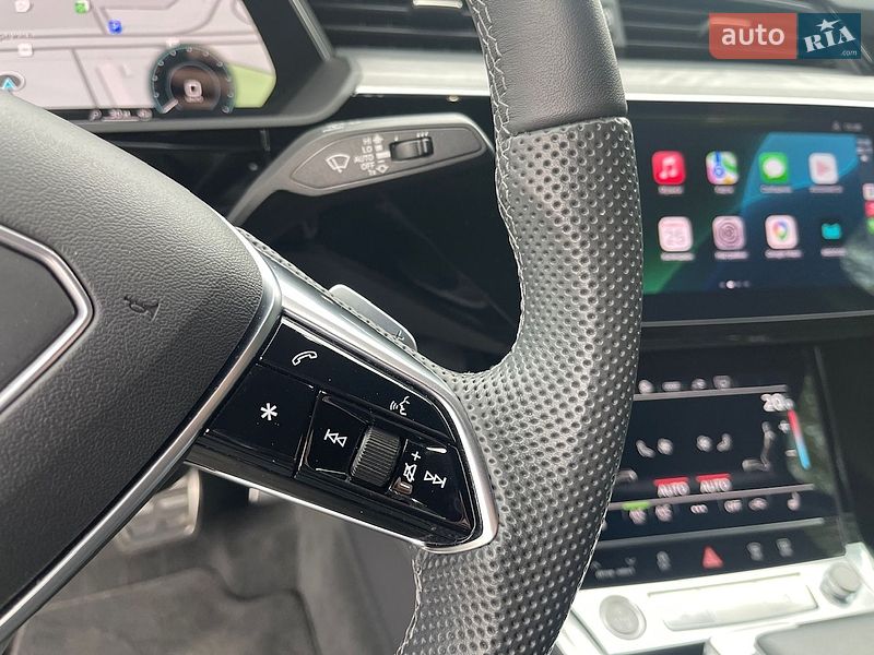 Внедорожник / Кроссовер Audi Q8 e-tron 2024 в Киеве