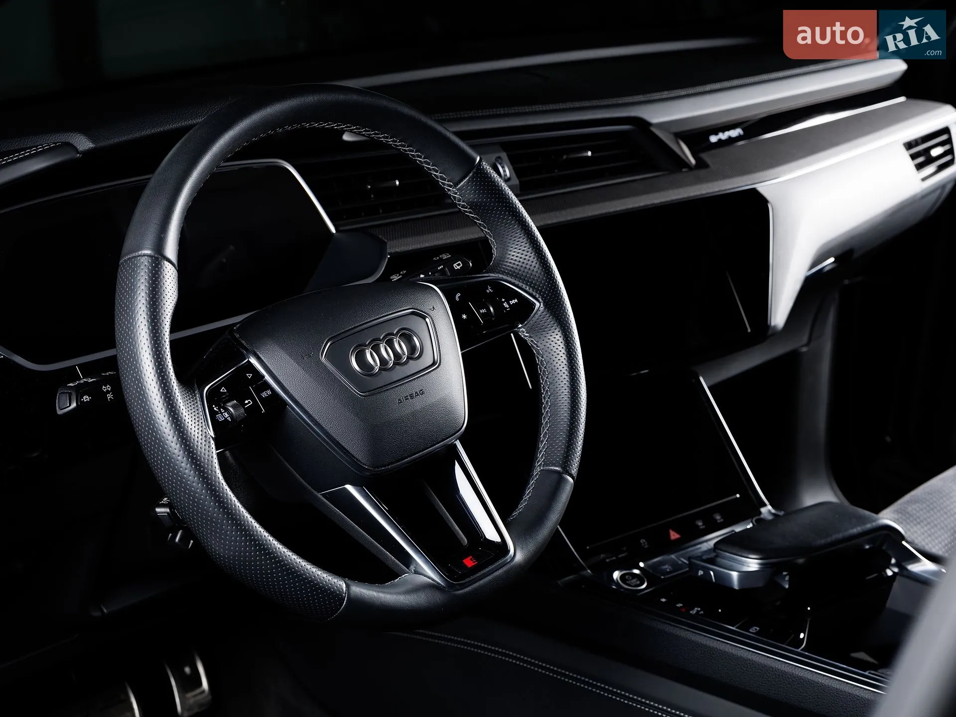 2023 Audi Q8 - мініатюра 33