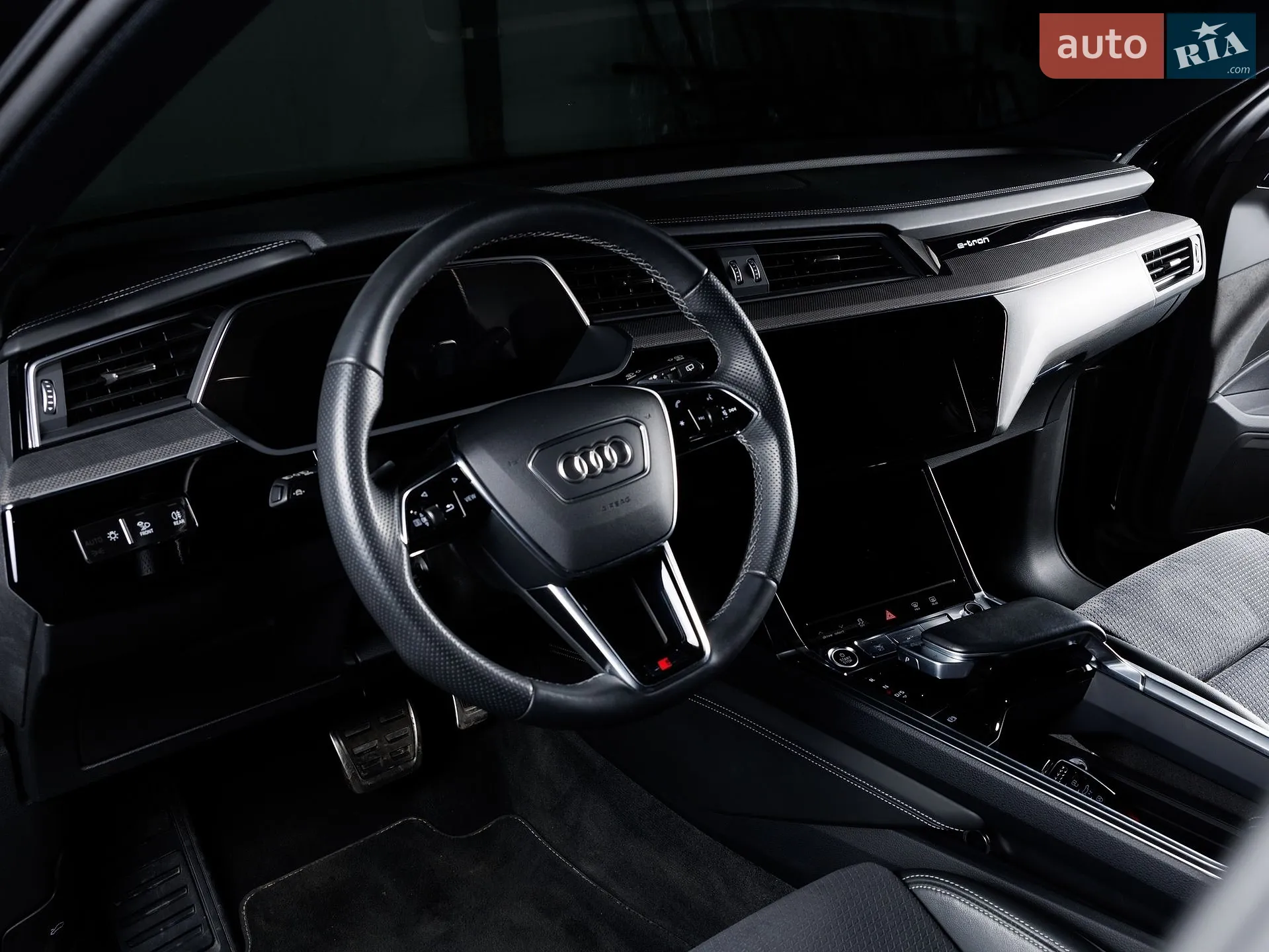 2023 Audi Q8 - мініатюра 38
