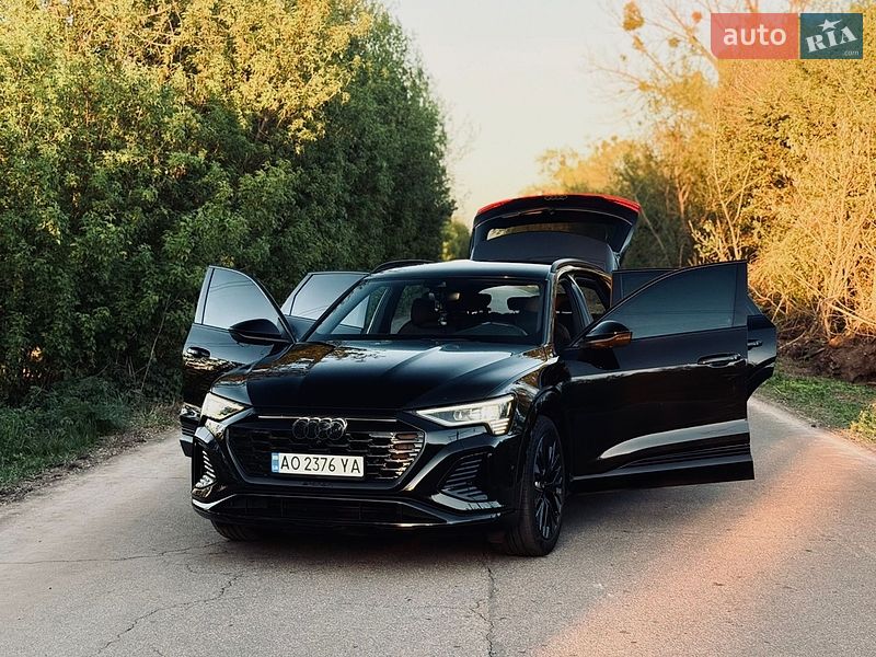 Audi Q8 e-tron 2023