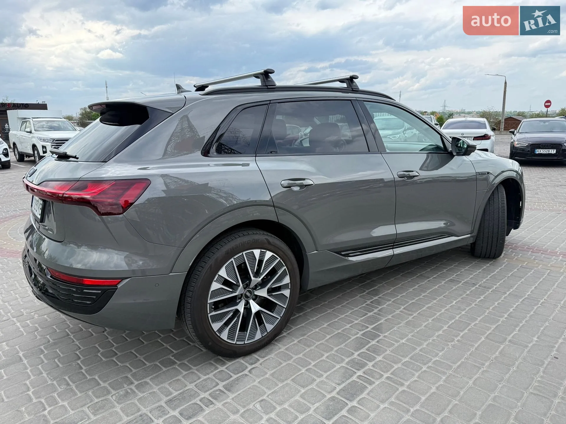 2023 Audi Q8 - мініатюра 14
