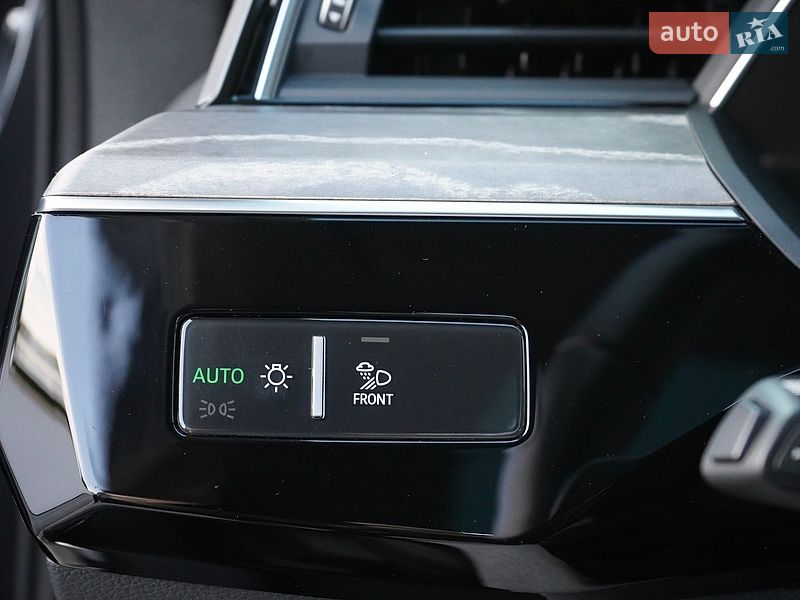 Внедорожник / Кроссовер Audi Q8 e-tron 2023 в Львове