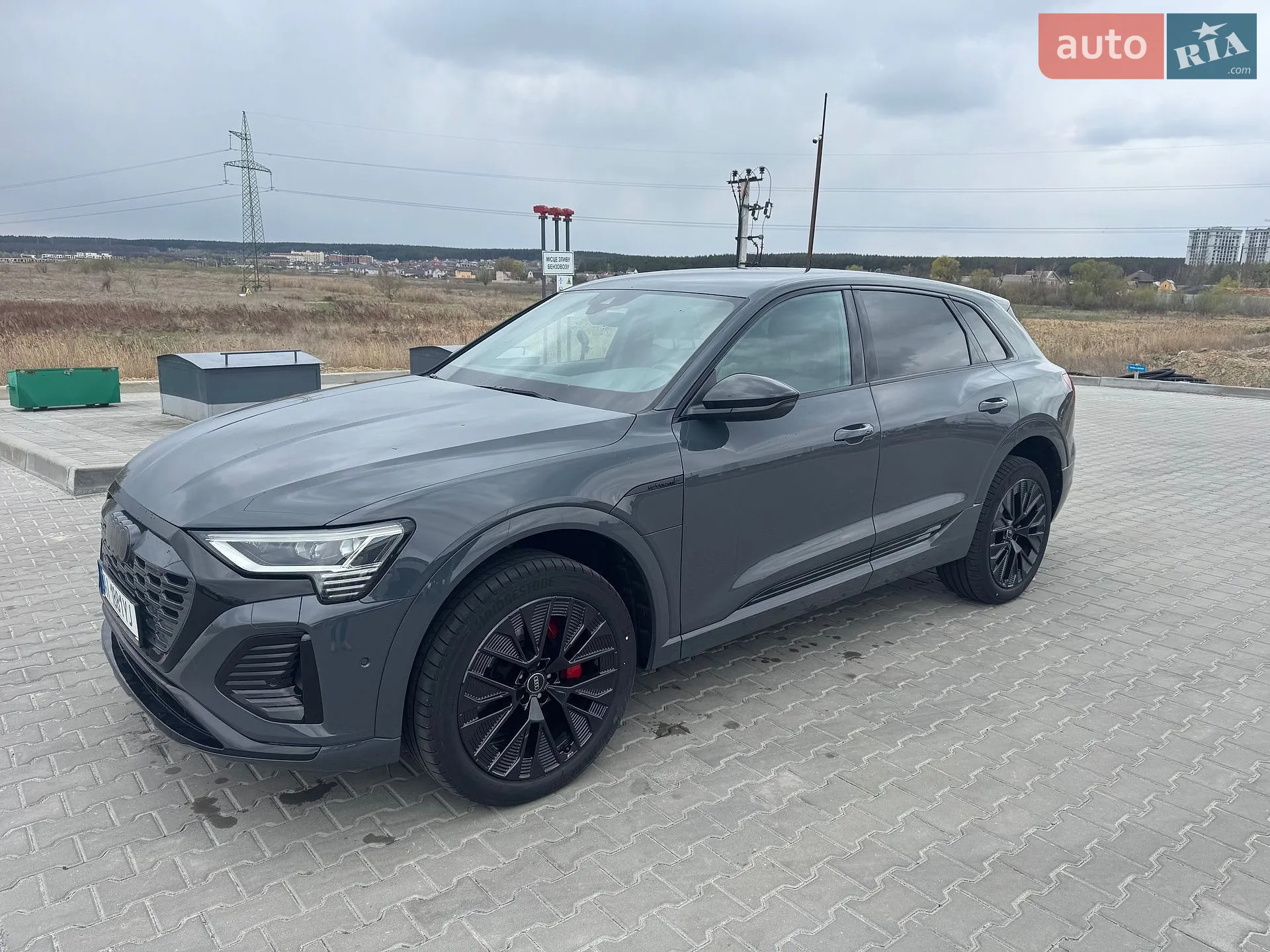 2023 Audi Q8 - фото 1