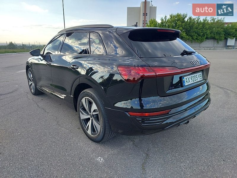Позашляховик / Кросовер Audi Q8 e-tron 2023 в Харкові фото 11 Позашляховик / Кросовер Audi Q8 e-tron 2023 в Харкові