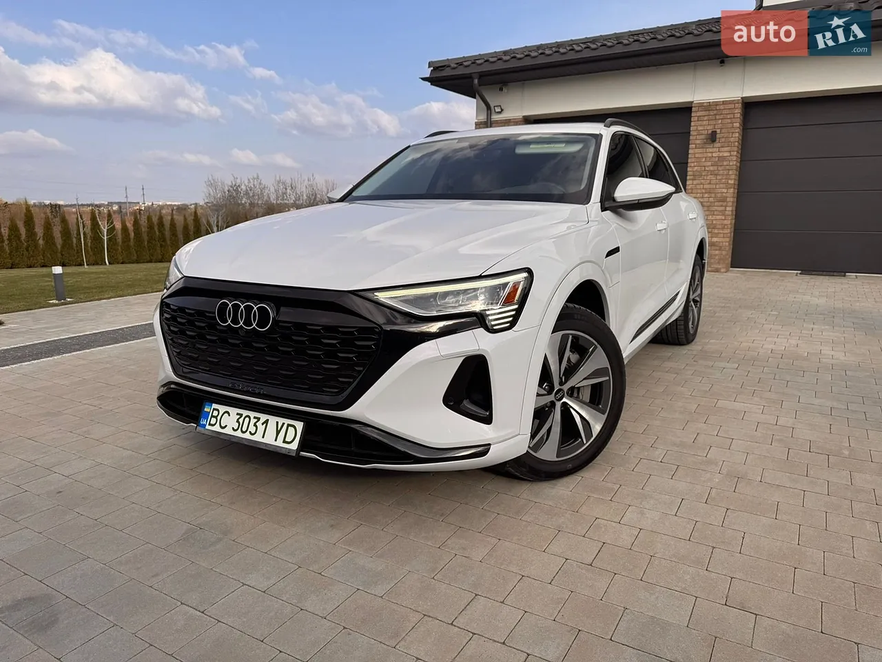 2023 Audi Q8 - мініатюра 26
