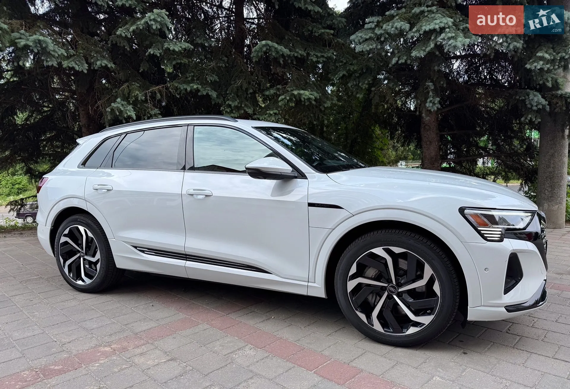 2023 Audi Q8 - мініатюра 4