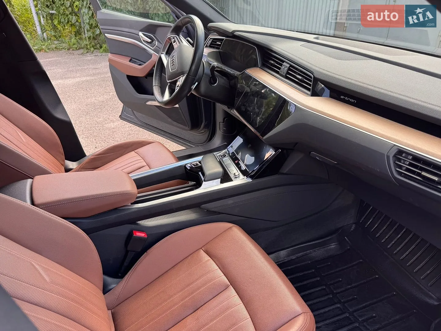 2023 Audi Q8 - мініатюра 24