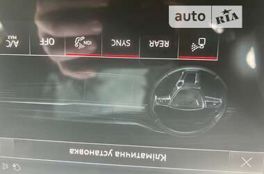 Позашляховик / Кросовер Audi Q8 Sportback e-tron 2023 в Вінниці