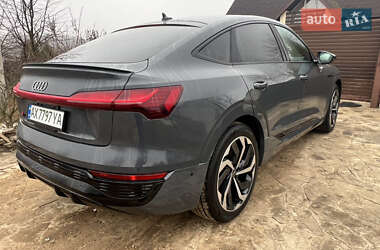 Внедорожник / Кроссовер Audi Q8 Sportback e-tron 2023 в 