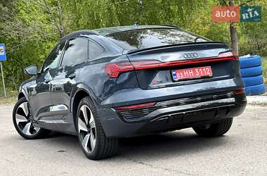 Внедорожник / Кроссовер Audi Q8 Sportback e-tron 2024 в 