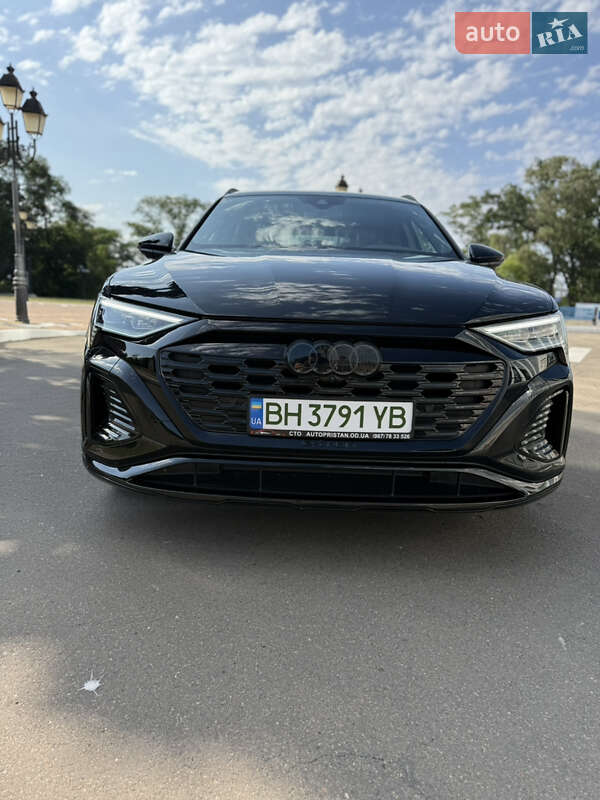 Внедорожник / Кроссовер Audi Q8 Sportback e-tron 2023 в Одессе