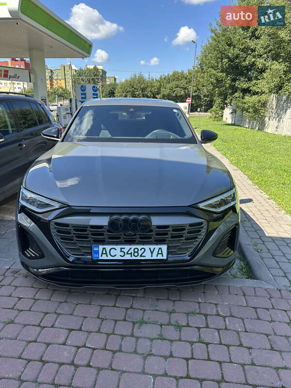 Audi Q8 Sportback e-tron 2023