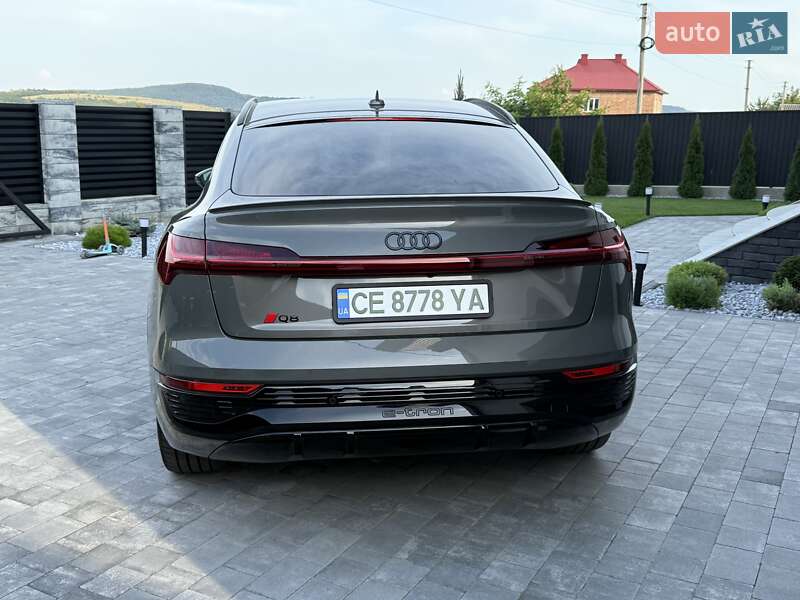Внедорожник / Кроссовер Audi Q8 Sportback e-tron 2023 в Черновцах