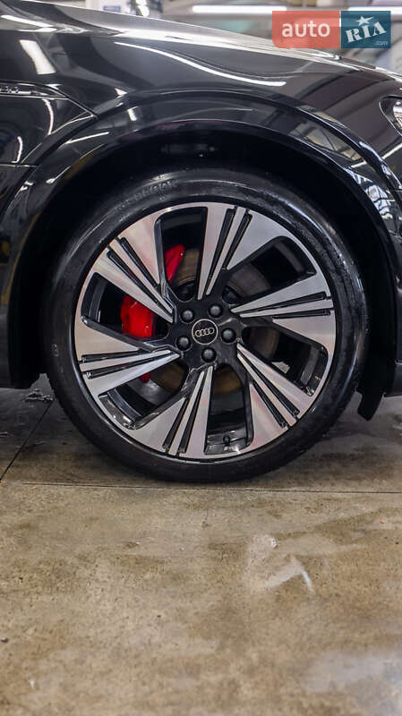 Внедорожник / Кроссовер Audi Q8 Sportback e-tron 2023 в Черновцах фото 43 Внедорожник / Кроссовер Audi Q8 Sportback e-tron 2023 в Черновцах