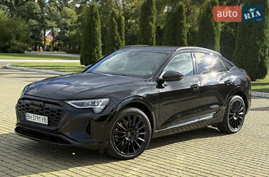 Внедорожник / Кроссовер Audi Q8 Sportback e-tron 2023 в 
