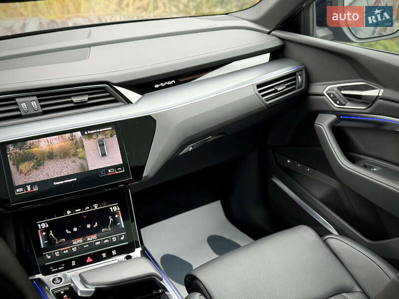 Позашляховик / Кросовер Audi Q8 Sportback e-tron 2023 в Луцьку фото 65 Позашляховик / Кросовер Audi Q8 Sportback e-tron 2023 в Луцьку