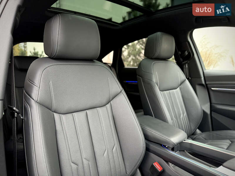 Позашляховик / Кросовер Audi Q8 Sportback e-tron 2023 в Луцьку фото 77 Позашляховик / Кросовер Audi Q8 Sportback e-tron 2023 в Луцьку