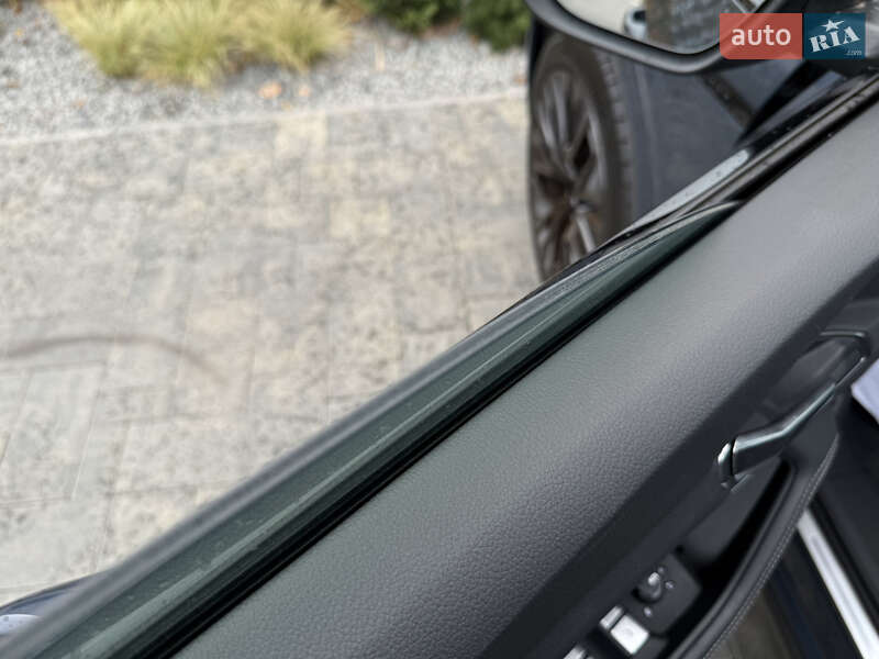 Позашляховик / Кросовер Audi Q8 Sportback e-tron 2023 в Луцьку фото 128 Позашляховик / Кросовер Audi Q8 Sportback e-tron 2023 в Луцьку