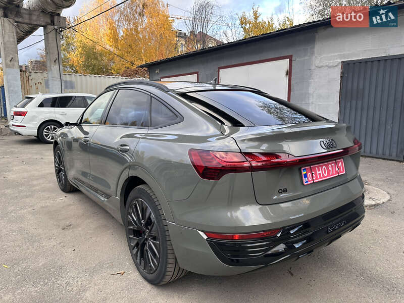 Внедорожник / Кроссовер Audi Q8 Sportback e-tron 2023 в Киеве