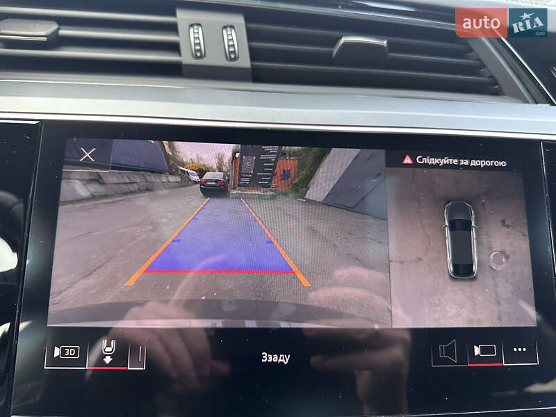 Внедорожник / Кроссовер Audi Q8 Sportback e-tron 2023 в Киеве