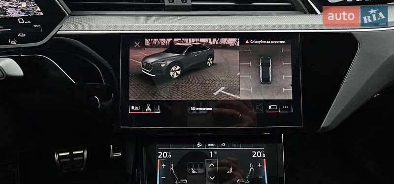 Позашляховик / Кросовер Audi Q8 Sportback e-tron 2024 в Тернополі